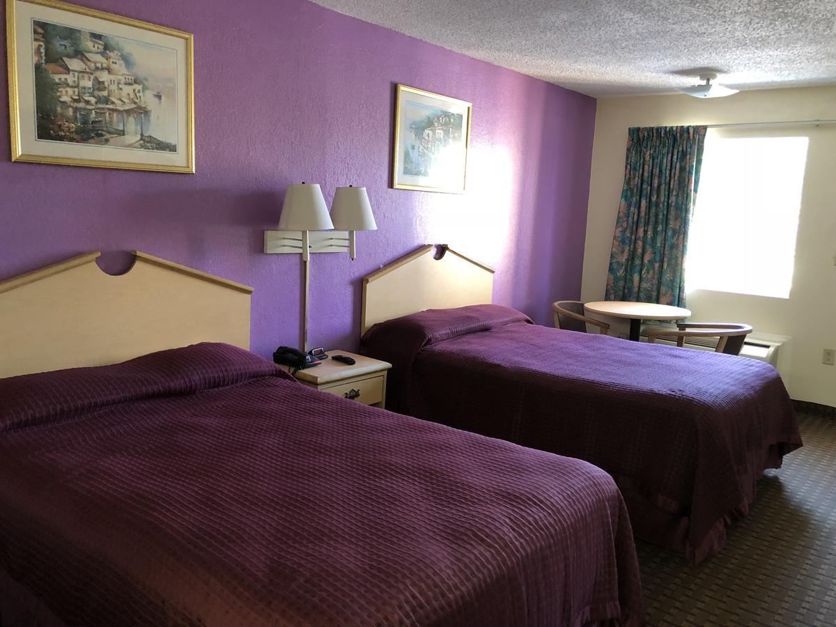 Hotel Jax Downtown 2*