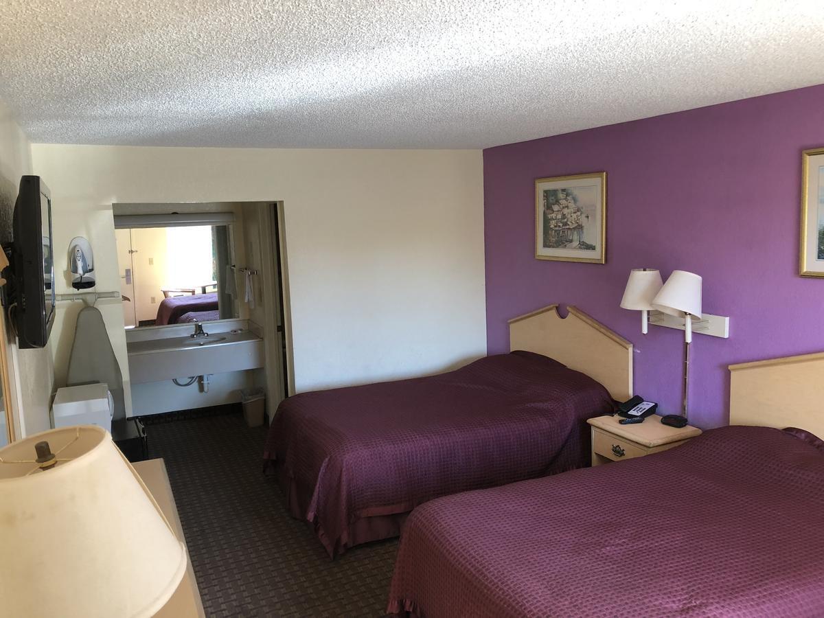 Hotel Jax Downtown 2*