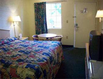Jax Downtown Hotel 2*